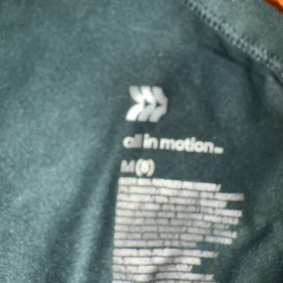 Elegant Green One-Shoulder Dress - Picture 5 of 5